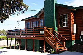 Cedar Cottages Blackmans Bay - Southport Accommodation 0