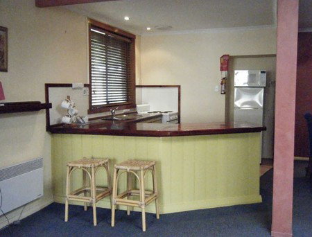 Strahan Holiday Retreat - Accommodation Southport 2