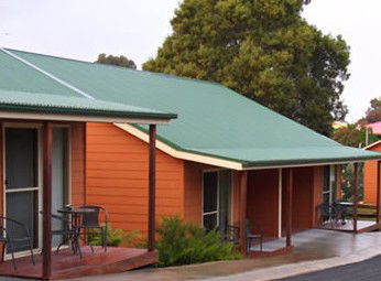 Driftwood Strahan Villas - Accommodation Southport 4