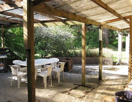 Strahan Backpackers YHA - Accommodation Southport 4