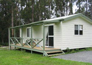 Summer Cottage - Southport Accommodation 1