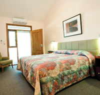 Gundaroo Colonial Inn - Southport Accommodation