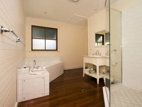 The Cottage - Berry - Southport Accommodation 5