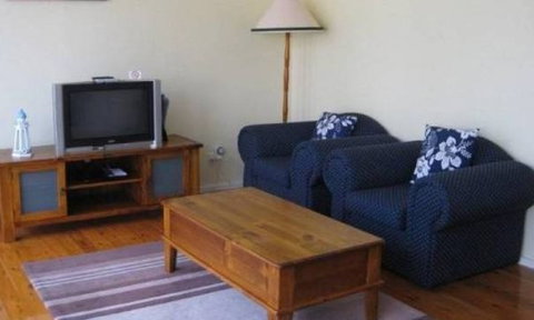 Bellbird Beach House - Southport Accommodation 5