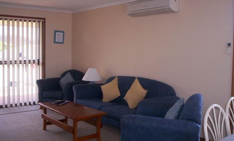 AnchorBell Holiday Apartments - Southport Accommodation 5