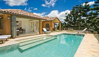 Araucaria Guest House - Southport Accommodation 0