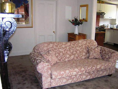 Cooma Cottage - Accommodation - Southport Accommodation 3