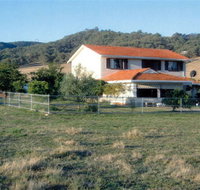 Cossettini High Country Retreat - Southport Accommodation