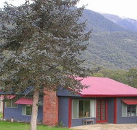 Jagumba - Southport Accommodation