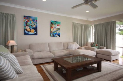 Sunset Boulevarde 12 - Accommodation Southport 2