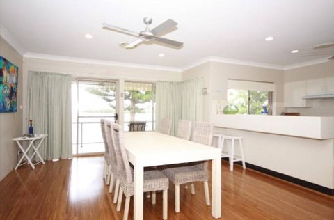 Sunset Boulevarde 12 - Accommodation Southport 3