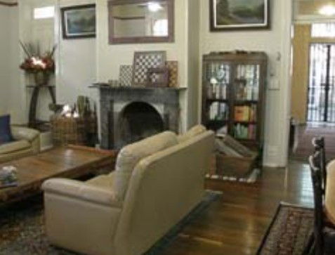 Araluen Old Courthouse Bed And Breakfast - Southport Accommodation 4