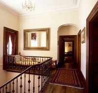 Mandelson's of Goulburn - Accommodation Southport