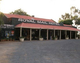 Royal Mail Hotel Booroorban - Accommodation Southport 1
