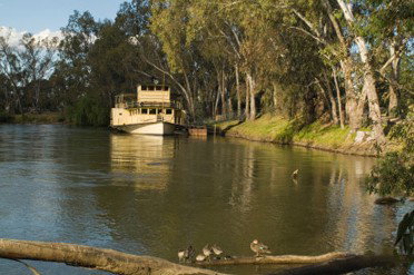 Motel Meneres - Accommodation Southport 1