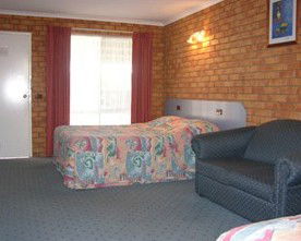 Centrepoint Motel - Accommodation Southport 4