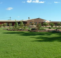 Newell Motor Inn - Accommodation Southport