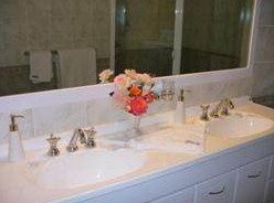 Pebbles Bed And Breakfast - Southport Accommodation 0