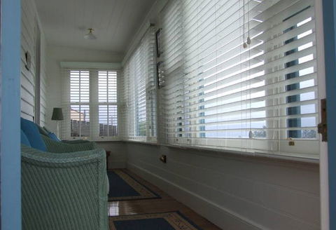 Allwood Cottage - Southport Accommodation 4