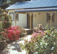 AppleBlossom Cottage - Southport Accommodation