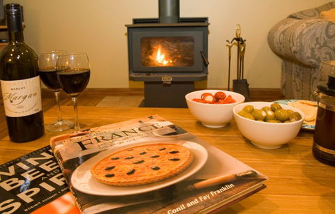 Bingle Tree Retreat - Accommodation Southport 0