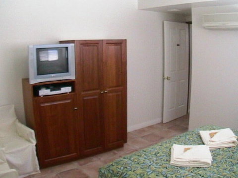 R & R @ Woodgate Beach - Accommodation Southport 1