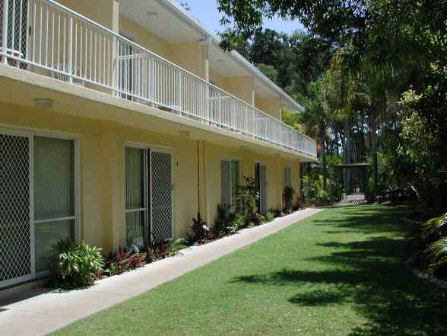 Bayshores Holiday Apartments - Southport Accommodation 2