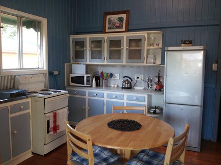 Auckland Street Queenslander - Southport Accommodation 3