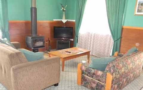 Murray Gardens Country Cottages And Motel - Southport Accommodation 1