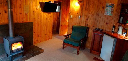 Happy Valley Retreat - Southport Accommodation 4