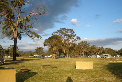 Sommerville Valley Tourist Park - Southport Accommodation 0