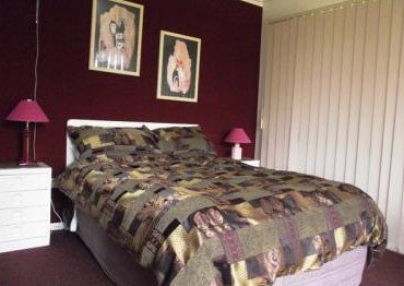 R And R - Holiday Home - Accommodation Southport 2