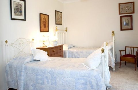 Rock-Al-Roy Bed And Breakfast - Accommodation Southport 5