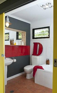 Deshons Retreat - Accommodation Southport 5