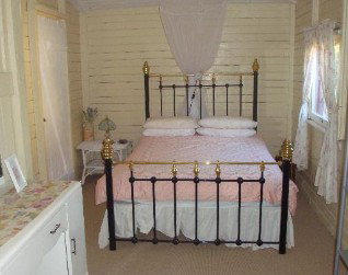 Rachels Cottage - Accommodation Southport 0