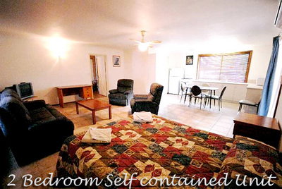 Travellers Rest Motel - Southport Accommodation 1