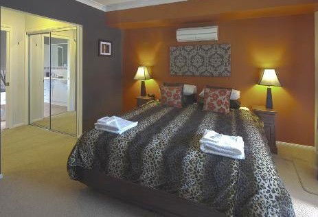 Avon Lodge Bribie Island - Southport Accommodation 1