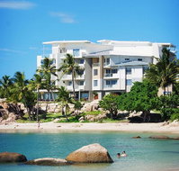 Coral Cove Apartments - Southport Accommodation