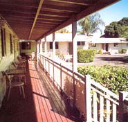 Bottle Tree Gardens Motel - Southport Accommodation