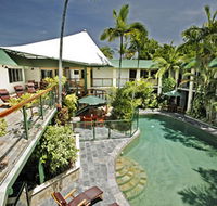 Bay Village Tropical Retreat Cairns - Southport Accommodation