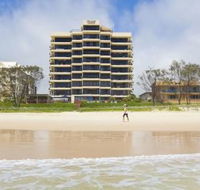 Pelican Sands Beach Resort - Accommodation Southport