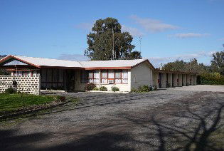 The Castle Creek Motel - Southport Accommodation 0
