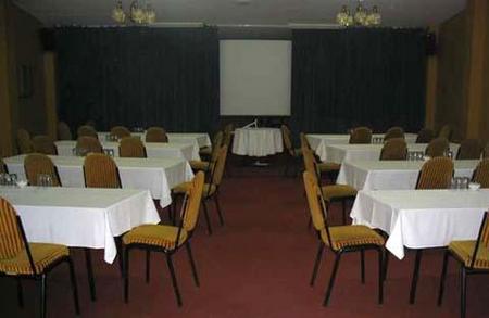 International Motor Inn - Southport Accommodation 3