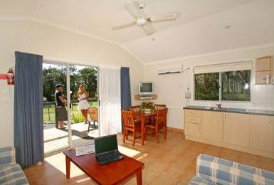 Anna Bay NSW Southport Accommodation