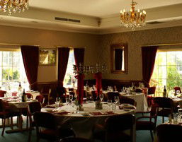 Coopers Colonial Motor Inn - Southport Accommodation 3