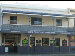 Jack Duggans Irish Pub - Accommodation Southport 4