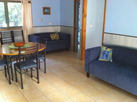 O'Carrollyns At One Mile Beach - Accommodation Southport 5