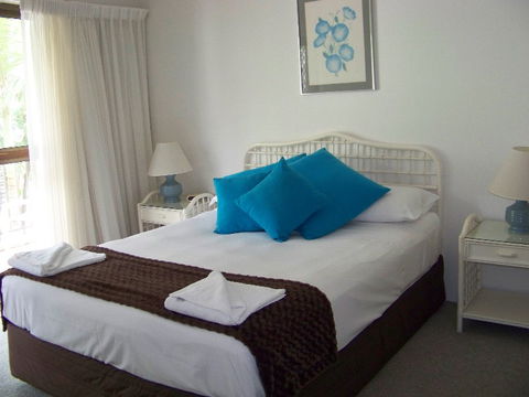 Old Burleigh Court Holiday Apartments - Accommodation Southport 0