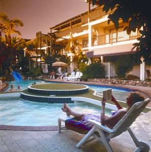 West Beach Lagoon - Accommodation Southport 1