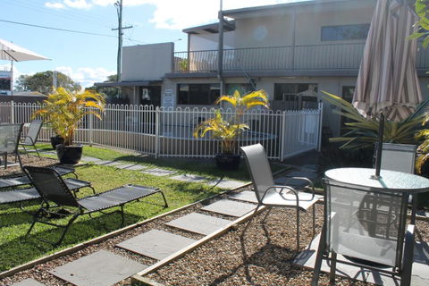A' Montego Mermaid Beach Motel - Southport Accommodation 4